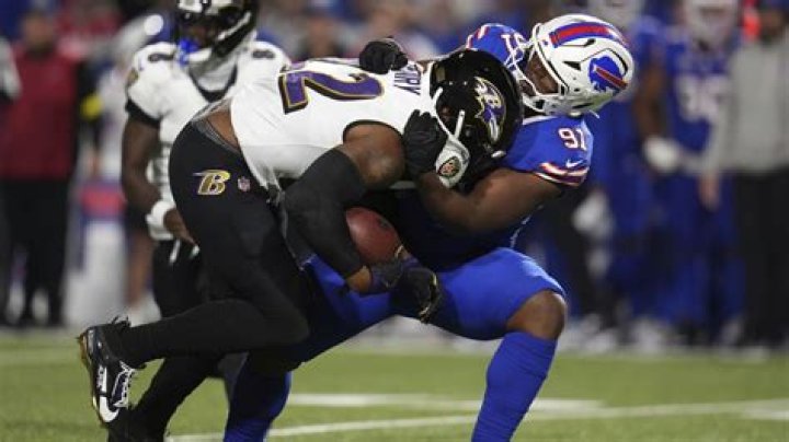 Ed Oliver solidifying his role and validating his paycheck in anchoring Bills' defensive front