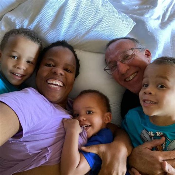 Marva Hicks Cause of death, Age, Husband, Children, Net Worth, Parents, Siblings