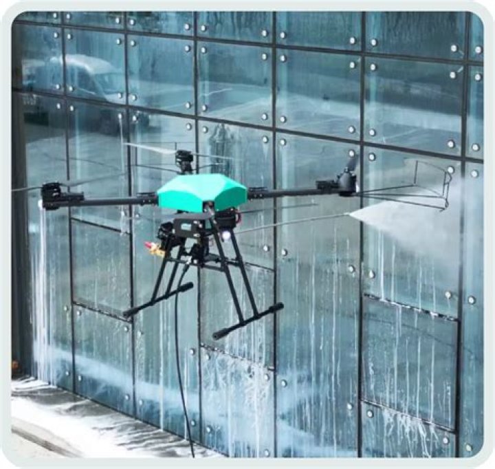 Showering New Plymouth woman spots camera drone outside window